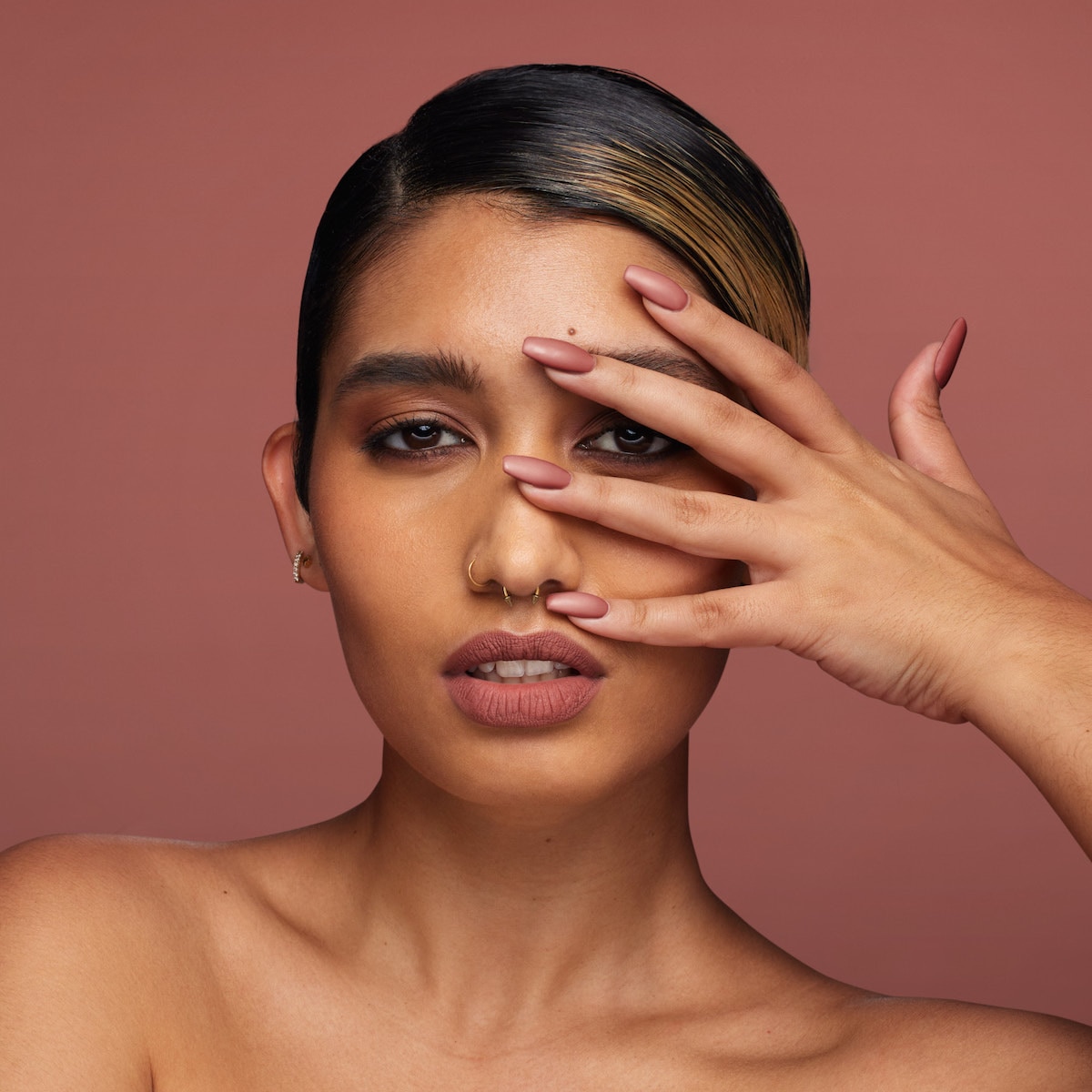 LIQUID MATTE ULTRA-COMFORT TRANSFER- PROOF LIPSTICK(LABIAL LÍQUIDO MATE)